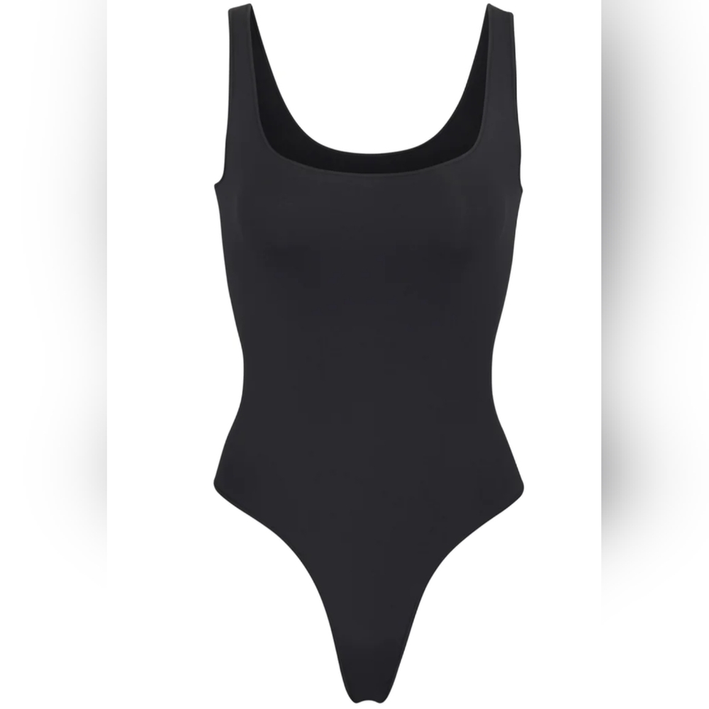 Essential scoop neck bodysuit